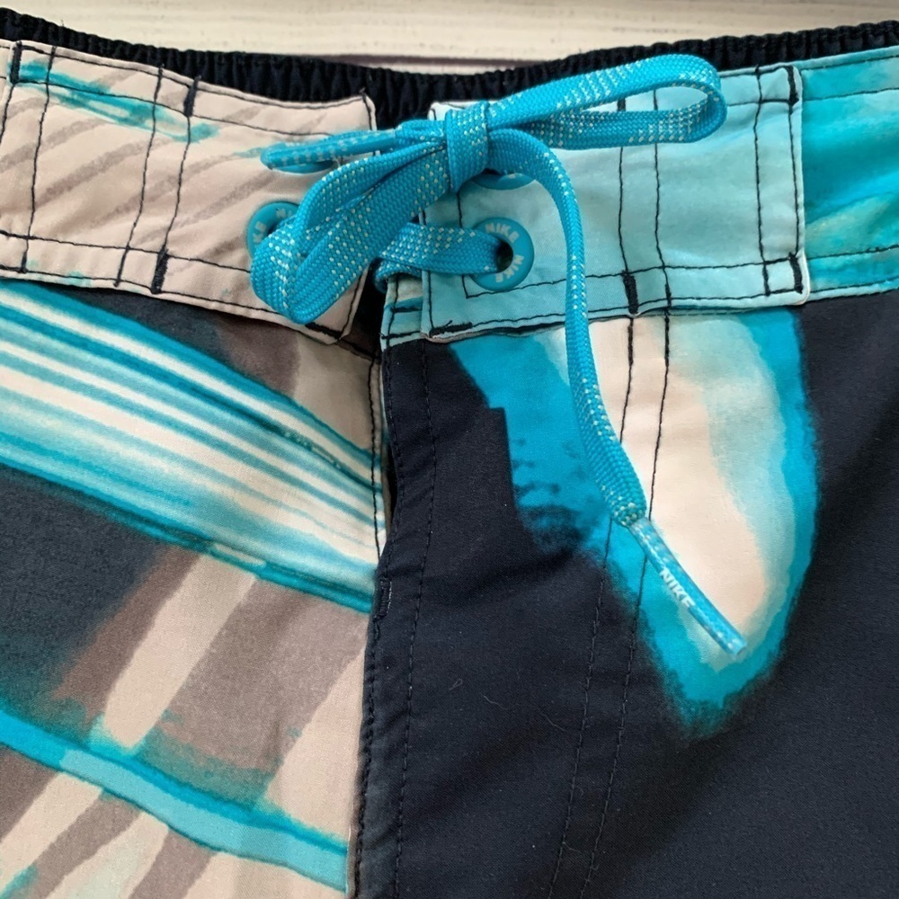 Nike Diverge Blue Fury Board Shorts Swim Wear View 2